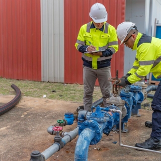 Perfuração de poço artesiano profundo Cachoeira Paulista Outorga de poço artesiano Valor de um poço artesiano